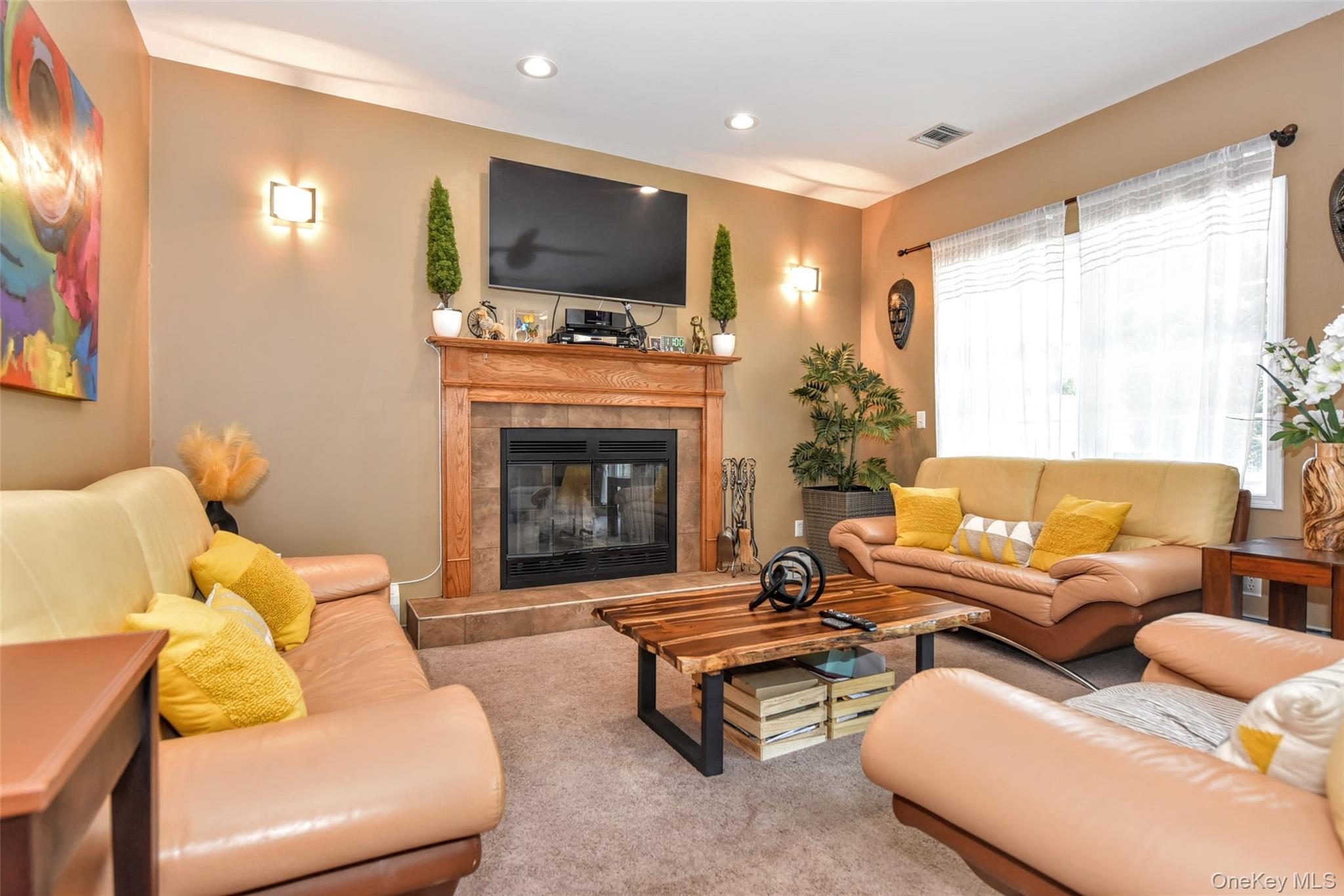 Single Family Sunset Terrace Orange County, NY 10950, MLS-1003942-17
