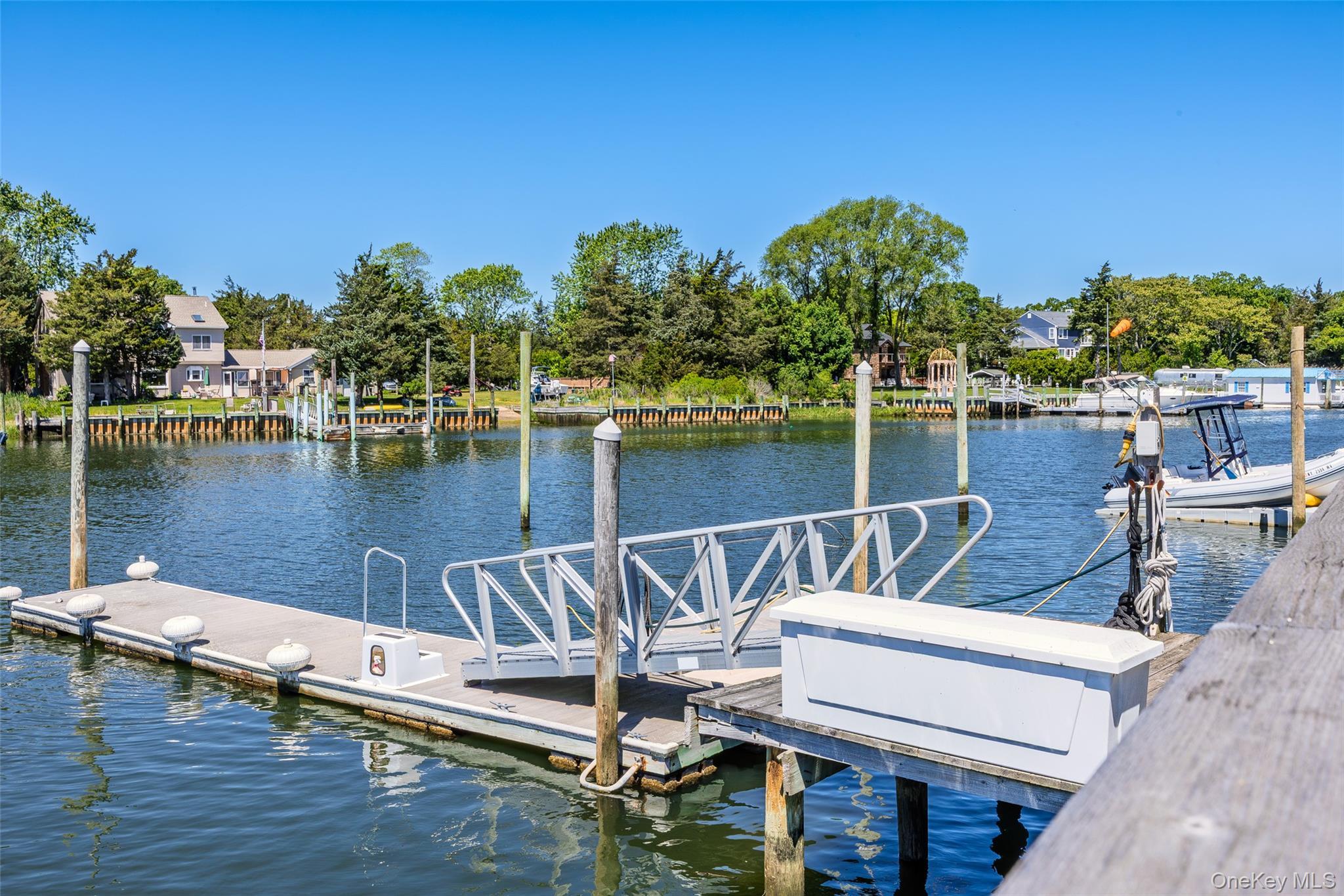 Single Family Beach Road Suffolk County, NY 11901, MLS-1003959-3