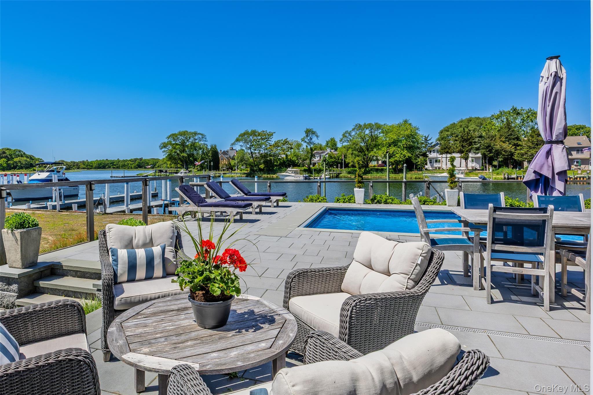 Single Family Beach Road Suffolk County, NY 11901, MLS-1003959-35