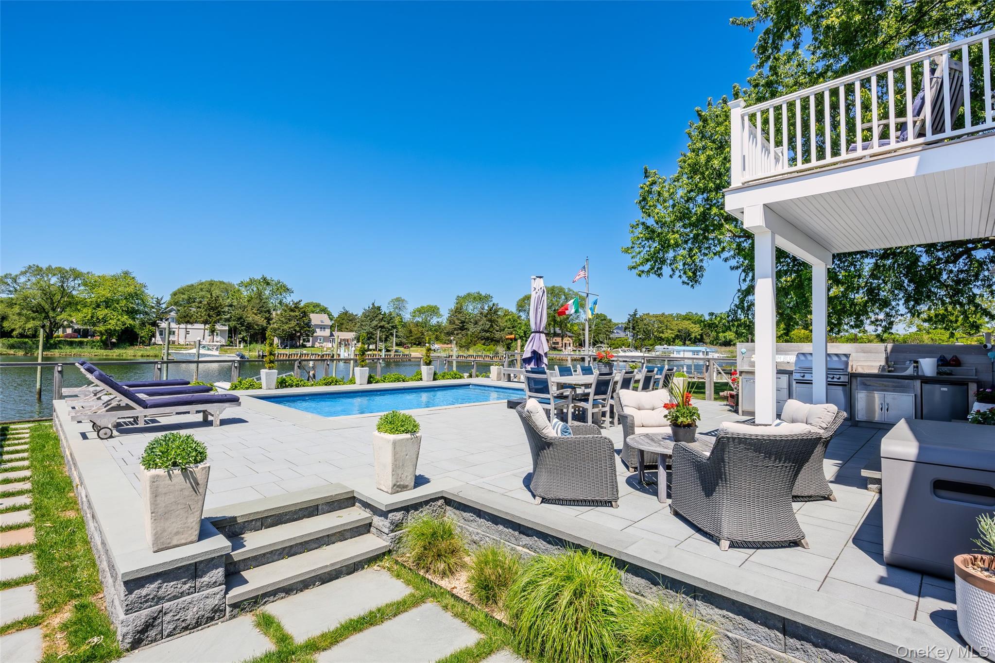 Single Family Beach Road Suffolk County, NY 11901, MLS-1003959-38