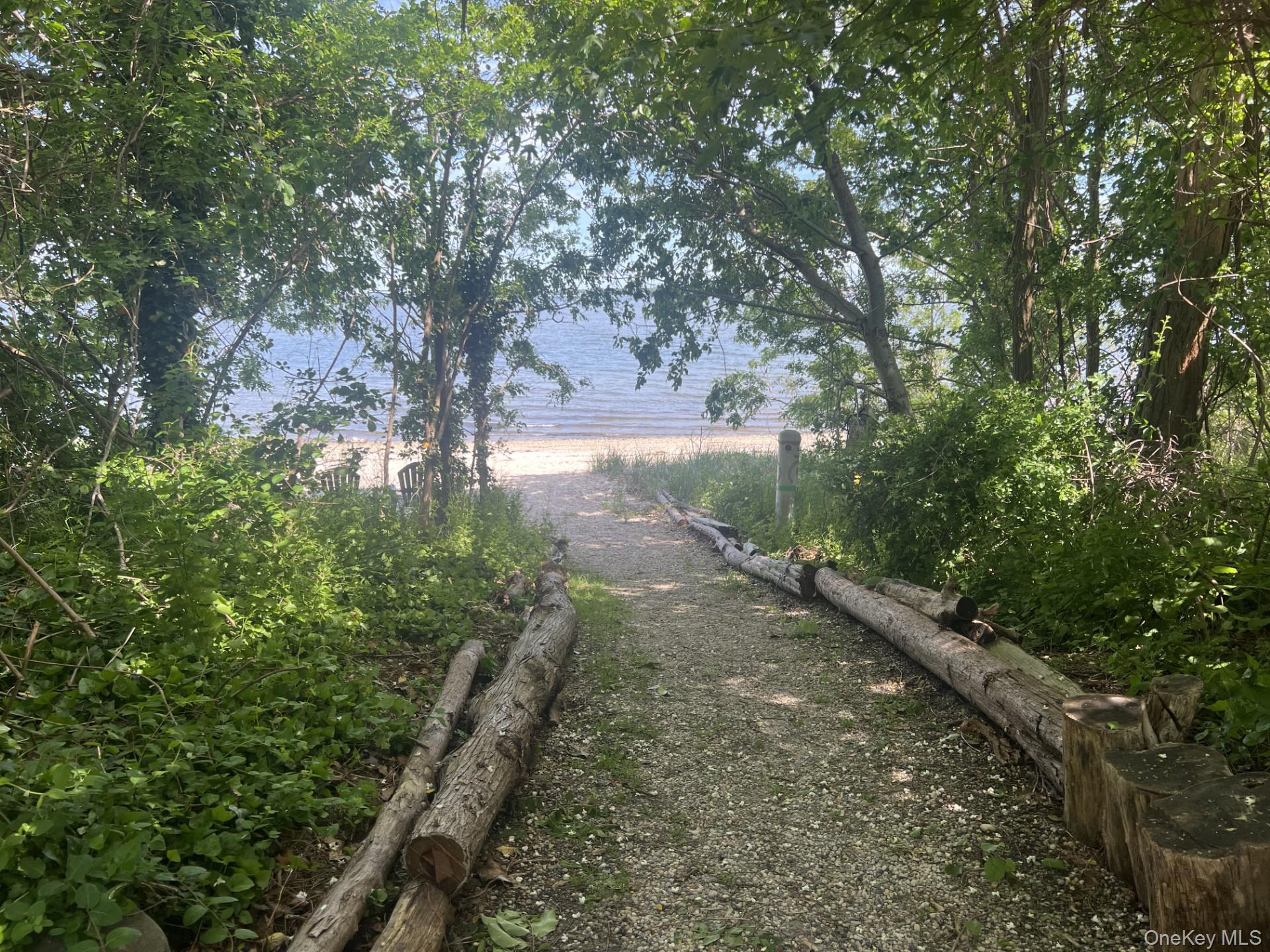 Single Family Beach Road Suffolk County, NY 11901, MLS-1003959-45