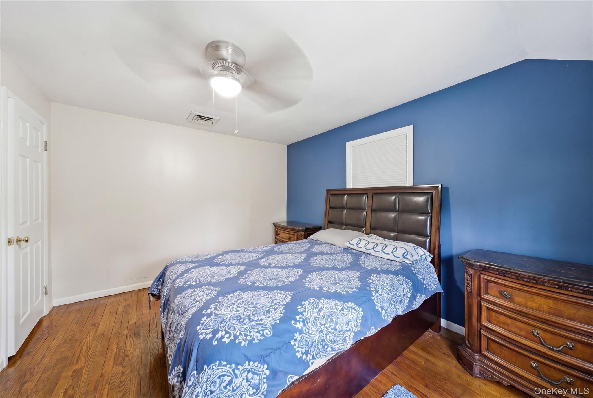 Single Family Tanyard Lane  Suffolk County, NY 11743, MLS-1003962-41