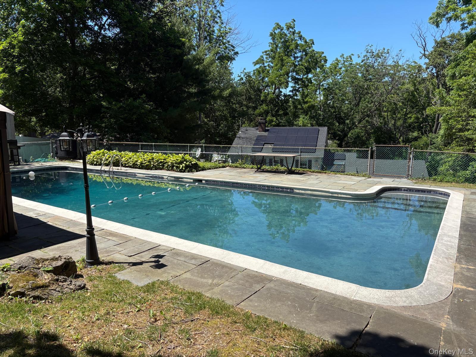 Single Family Tanyard Lane  Suffolk County, NY 11743, MLS-1003962-8
