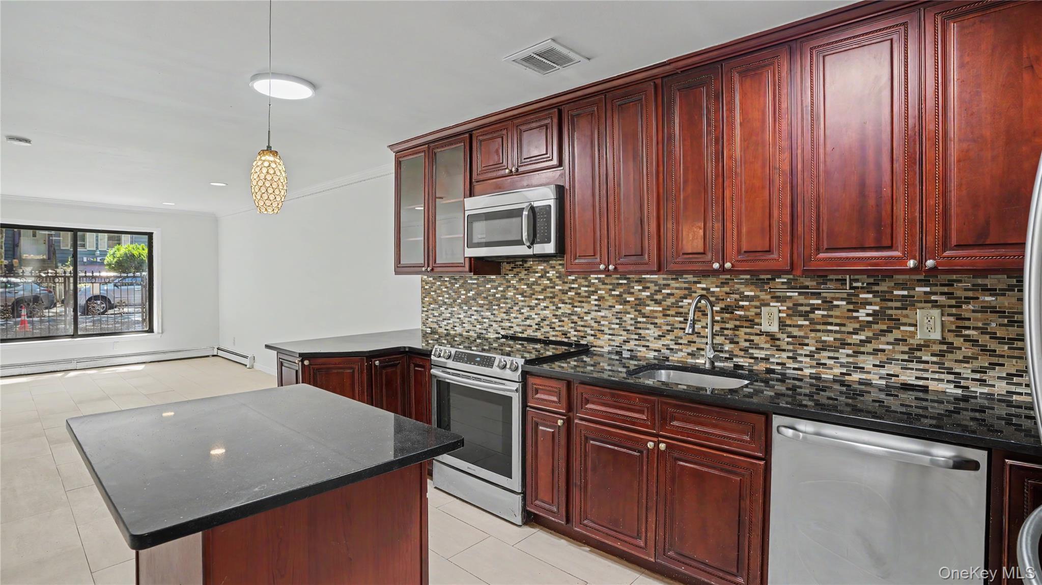 Single Family Decatur Street Brooklyn, NY 11207, MLS-1003973-3