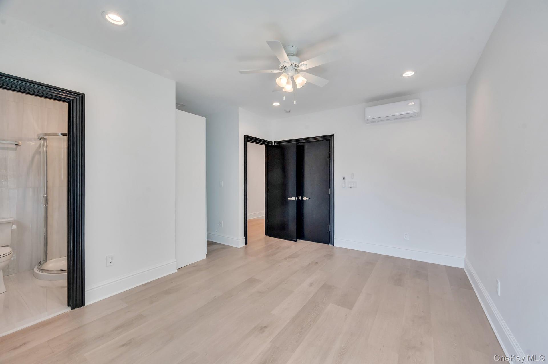 Single Family Amboy Lane  Suffolk County, NY 11755, MLS-1003980-33