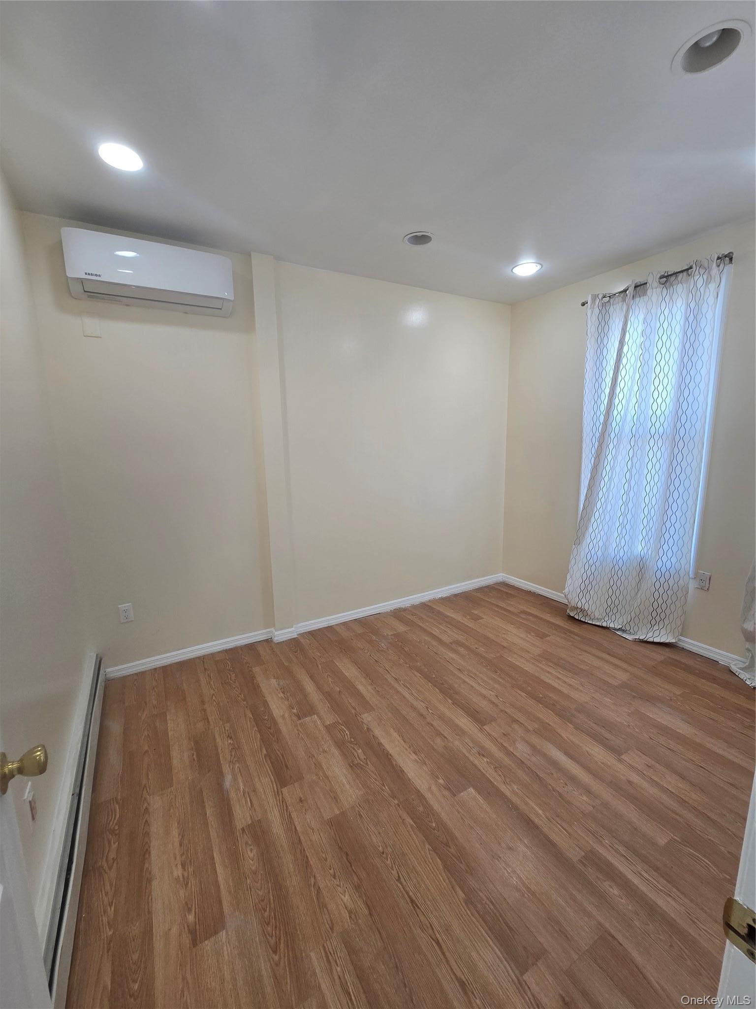 Apartment Essex Brooklyn, NY 11208, MLS-1003988-2