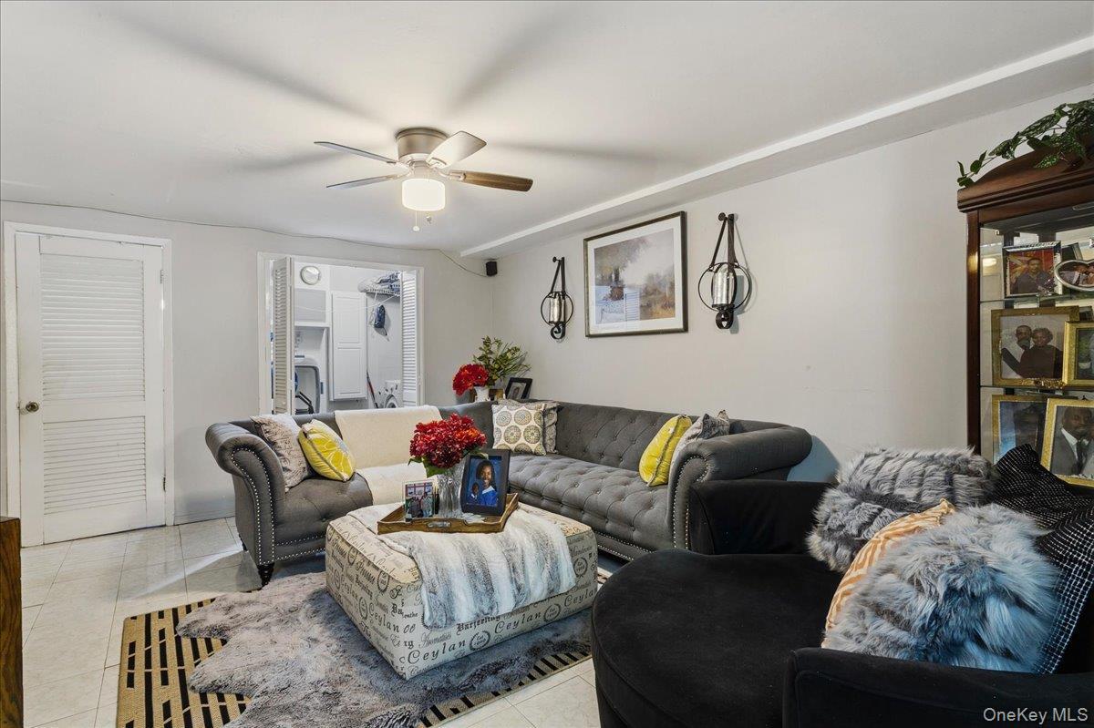 Single Family E 213th Street Bronx, NY 10469, MLS-1003992-14