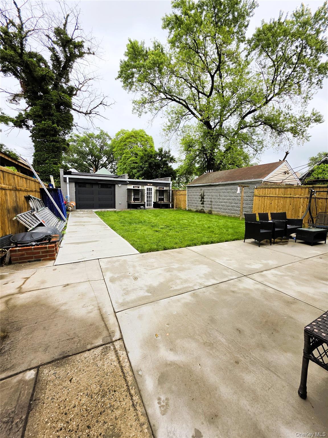 Single Family 213th Queens, NY 11429, MLS-1004016-28
