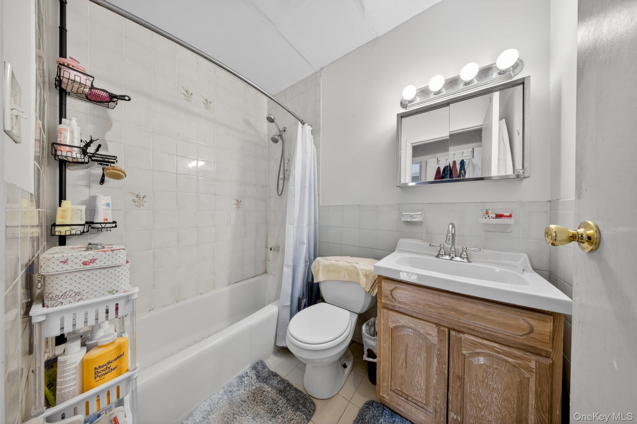 Single Family 69th Road Queens, NY 11379, MLS-1004051-12