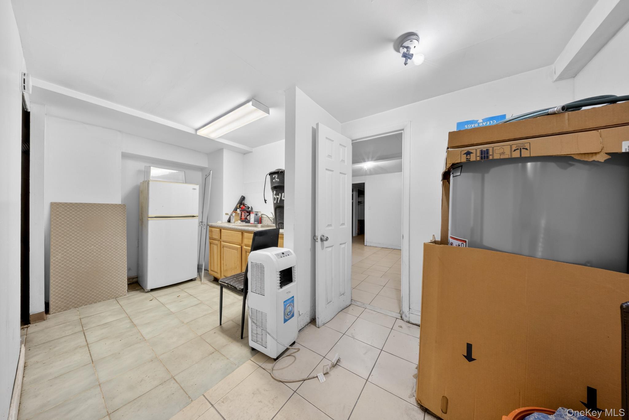 Single Family 69th Road Queens, NY 11379, MLS-1004051-22