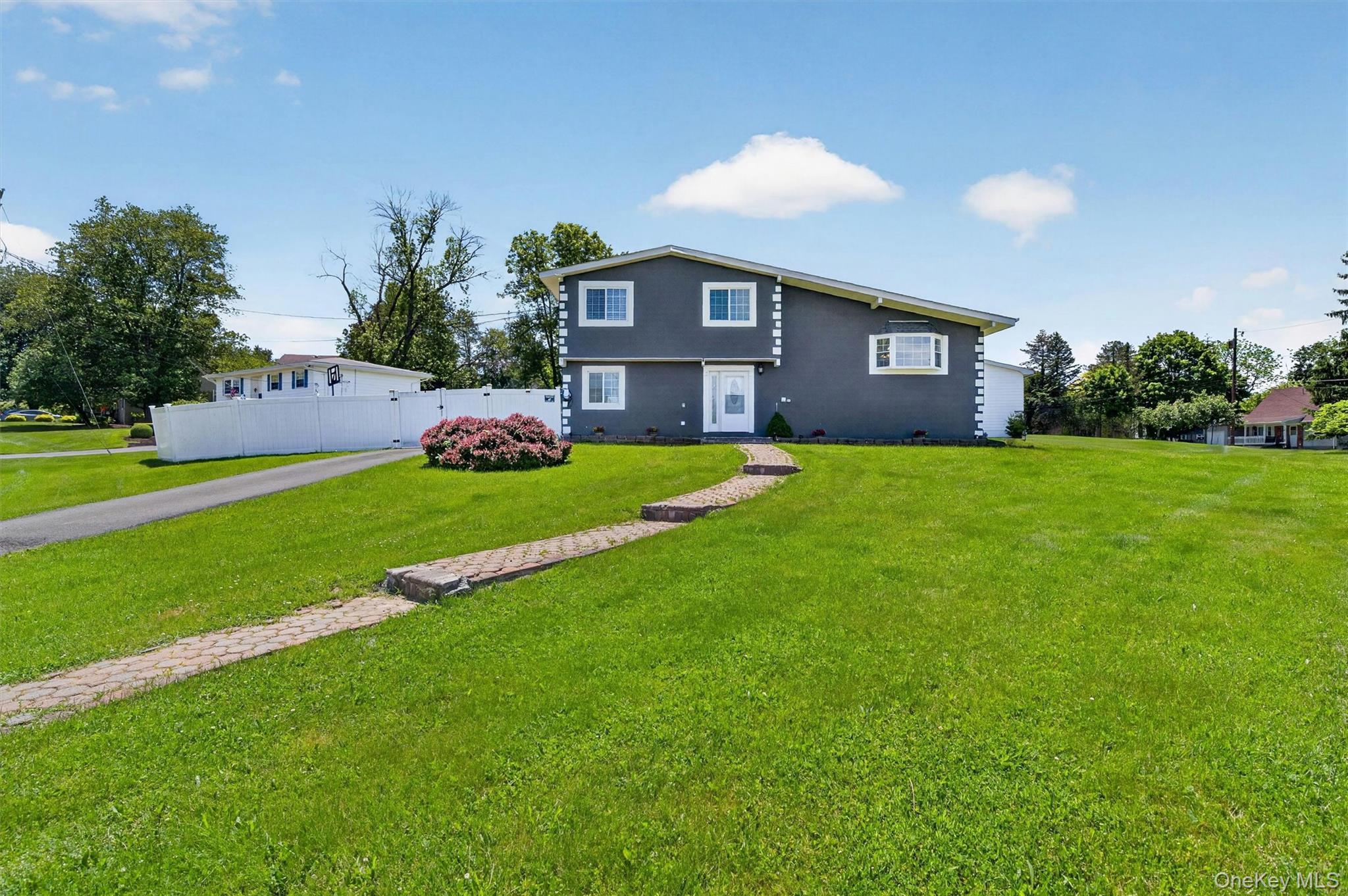 Single Family Sycamore Lane Orange County, NY 10924, MLS-1004057-15