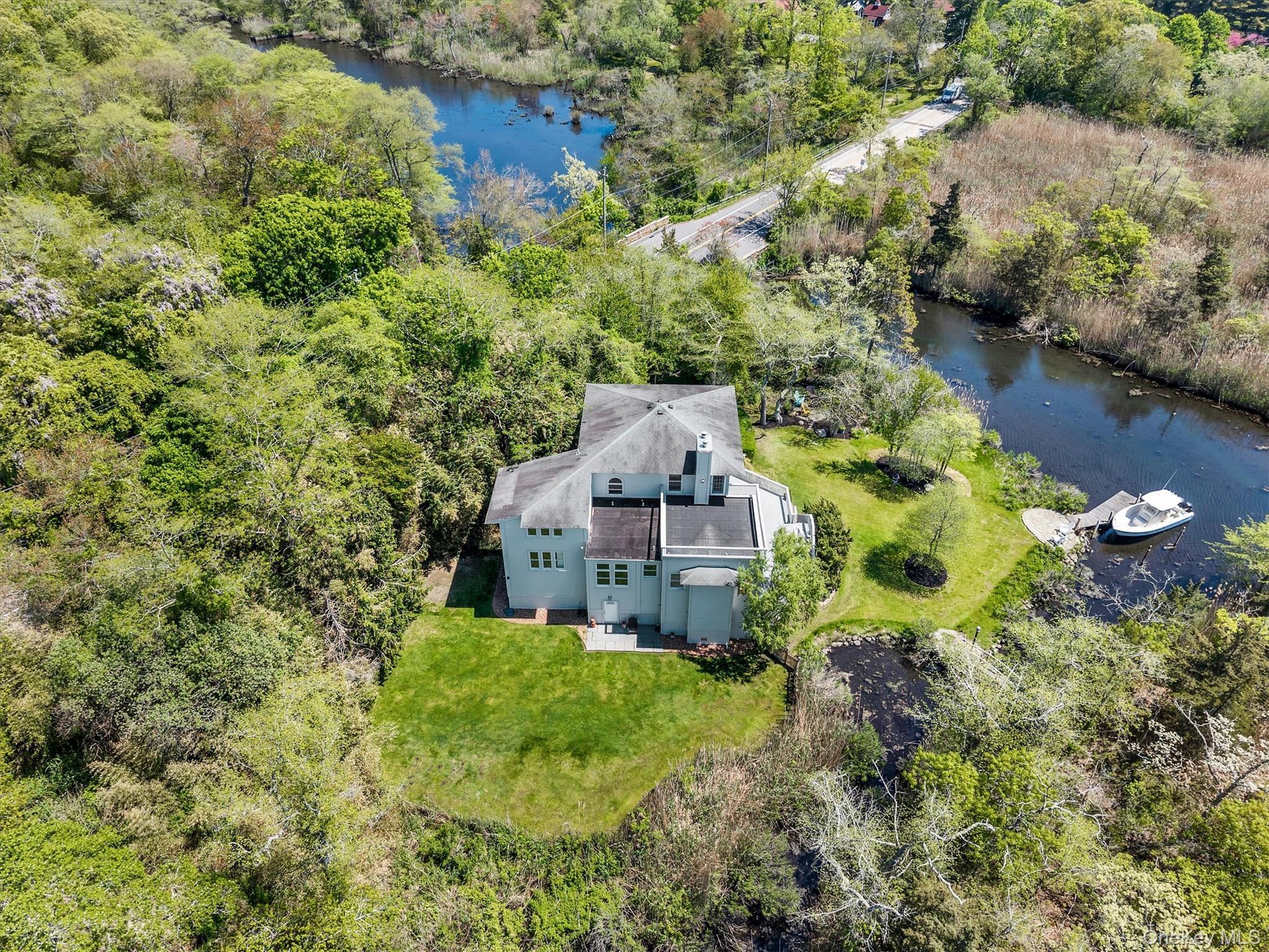 Single Family Beaver Dam Road  Suffolk County, NY 11719, MLS-1004058-27