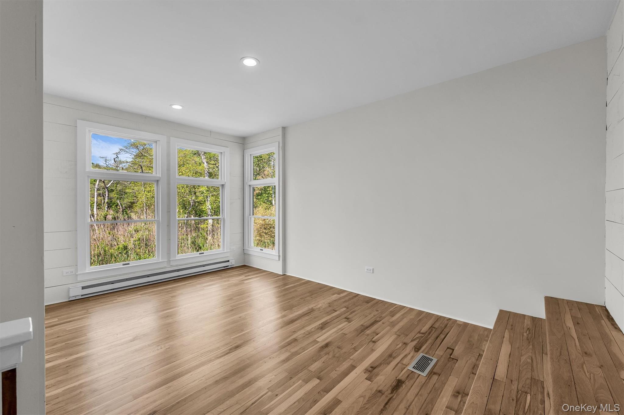 Single Family Beaver Dam Road  Suffolk County, NY 11719, MLS-1004058-8