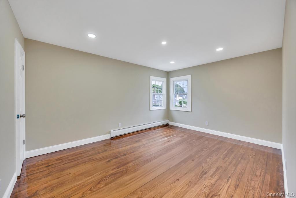 Single Family N Grove Street Nassau County, NY 11580, MLS-1004080-13