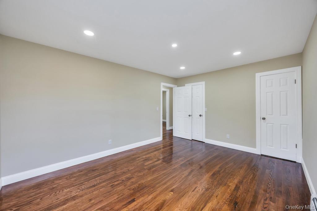 Single Family N Grove Street Nassau County, NY 11580, MLS-1004080-15