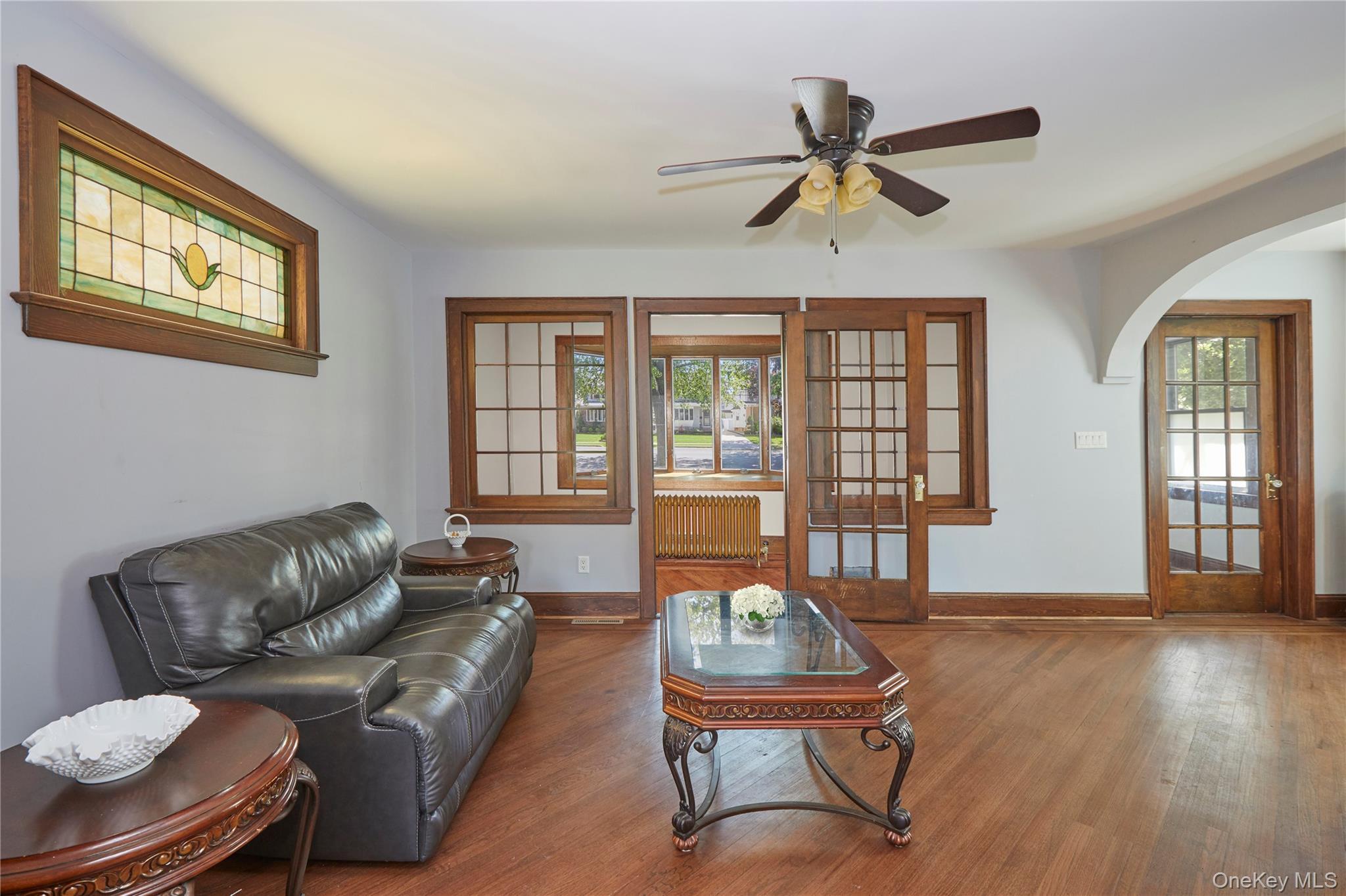 Single Family E Raleigh Avenue Staten Island, NY 10310, MLS-1004082-4