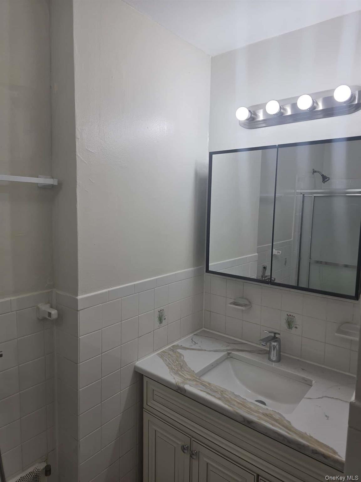 Single Family 217th Queens, NY 11427, MLS-1004083-10