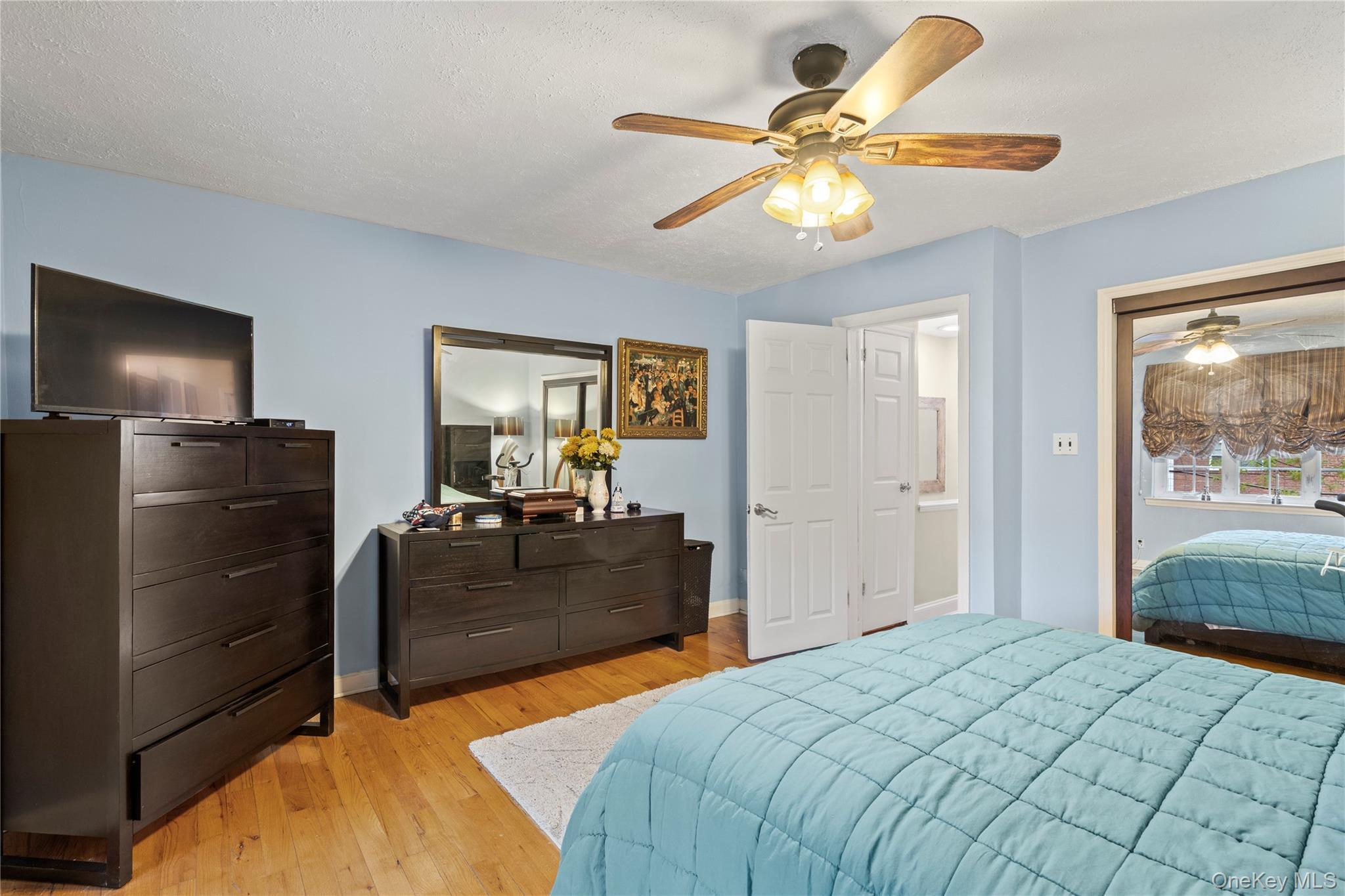 Single Family 160th Queens, NY 11357, MLS-1004120-11