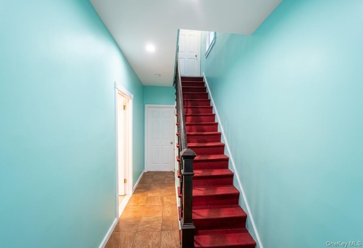 Single Family Saint Lawrence Avenue  Bronx, NY 10460, MLS-1004206-5