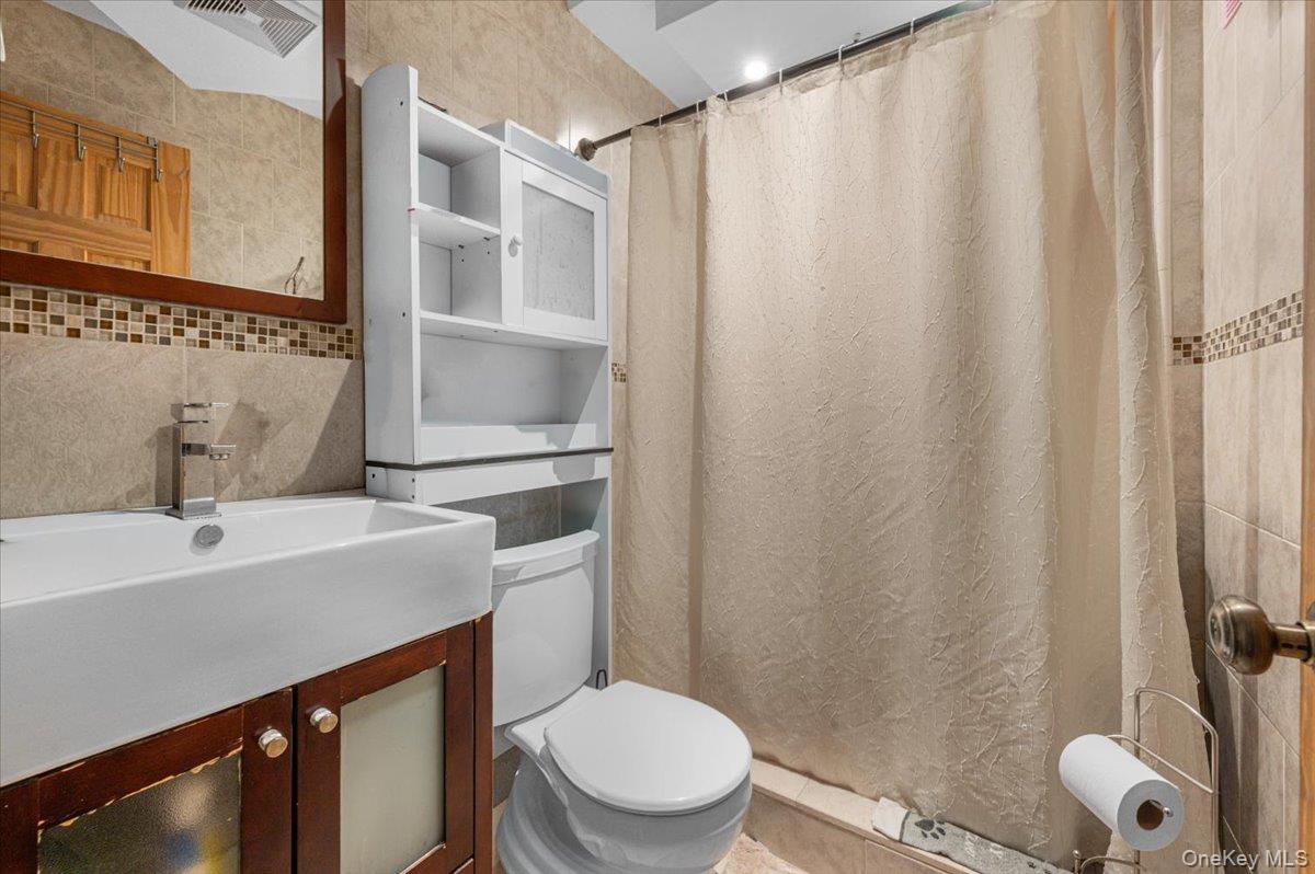Single Family 95th Brooklyn, NY 11236, MLS-1004214-19