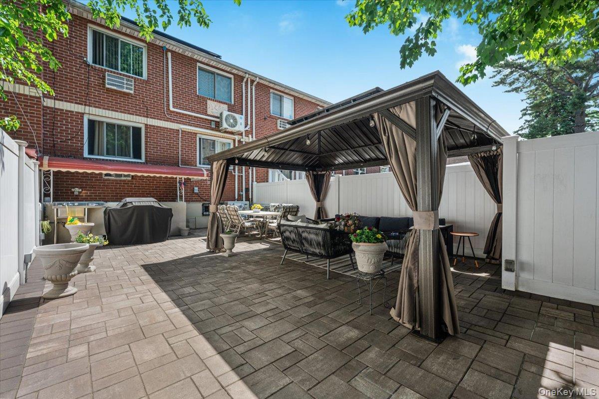 Single Family 95th Brooklyn, NY 11236, MLS-1004214-28