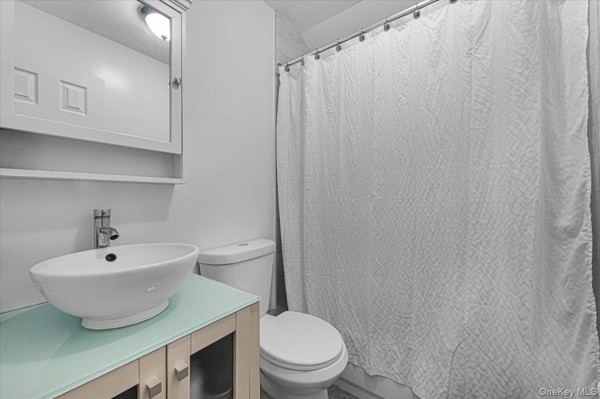 Single Family 95th Brooklyn, NY 11236, MLS-1004214-9