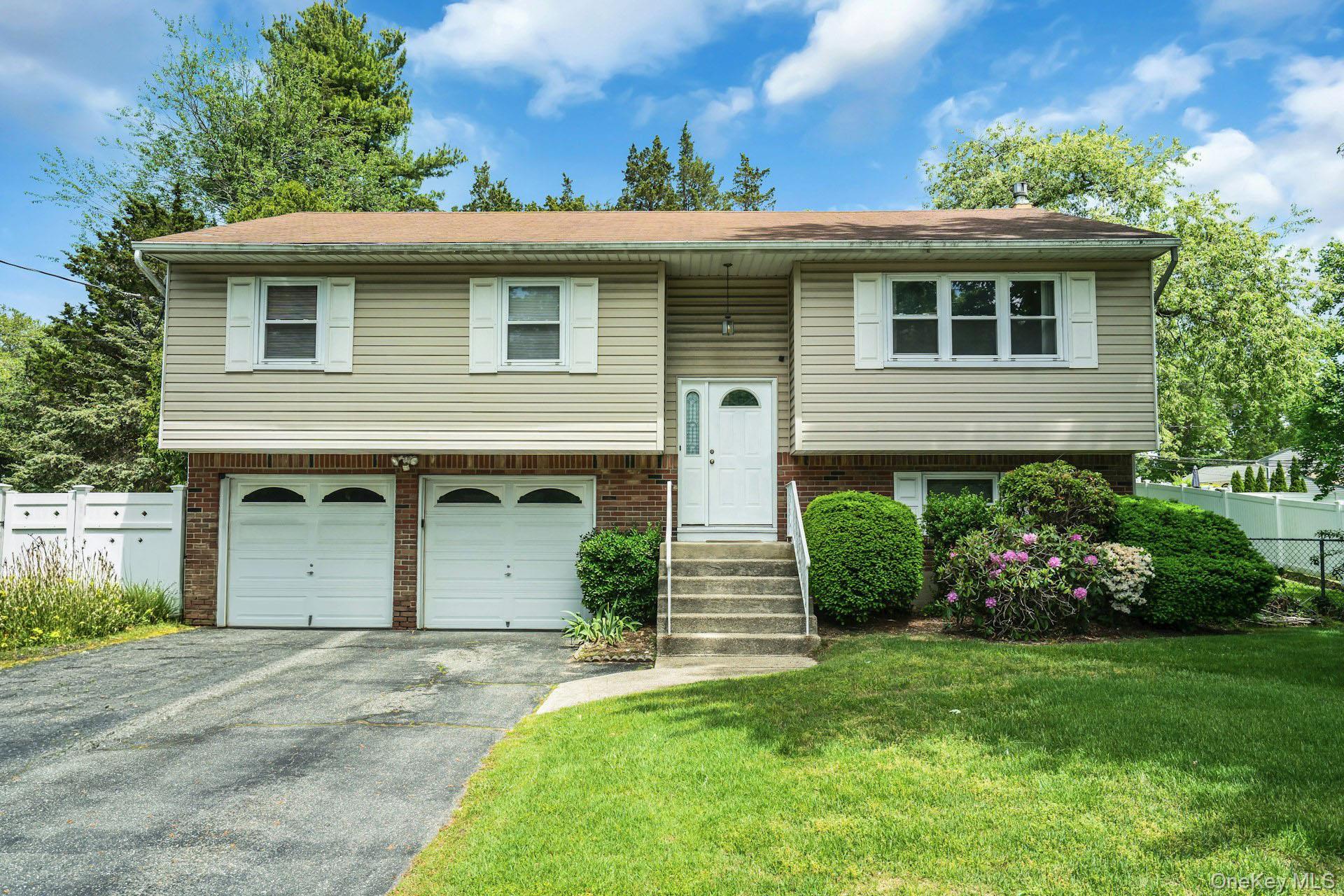 Single Family Daly Road  Suffolk County, NY 11731, MLS-1004271-2