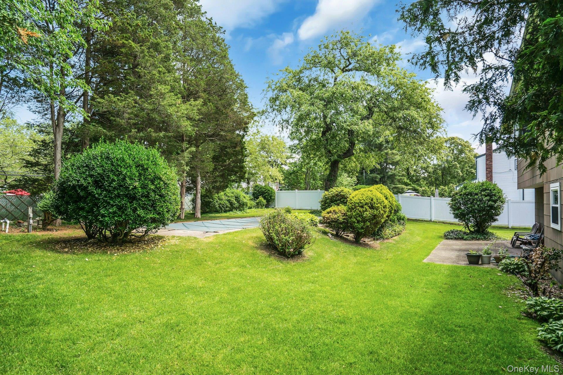 Single Family Daly Road  Suffolk County, NY 11731, MLS-1004271-29