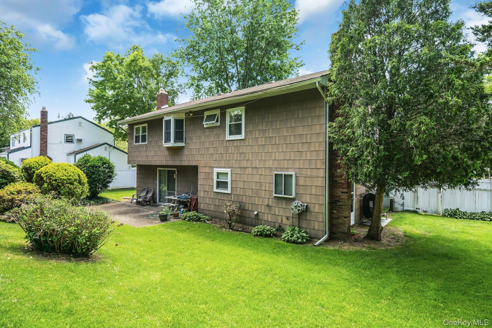 Single Family Daly Road  Suffolk County, NY 11731, MLS-1004271-30