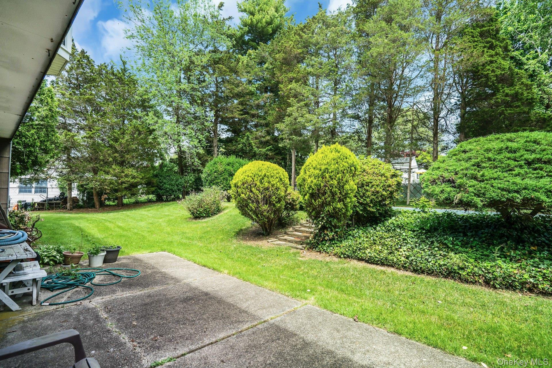 Single Family Daly Road  Suffolk County, NY 11731, MLS-1004271-37
