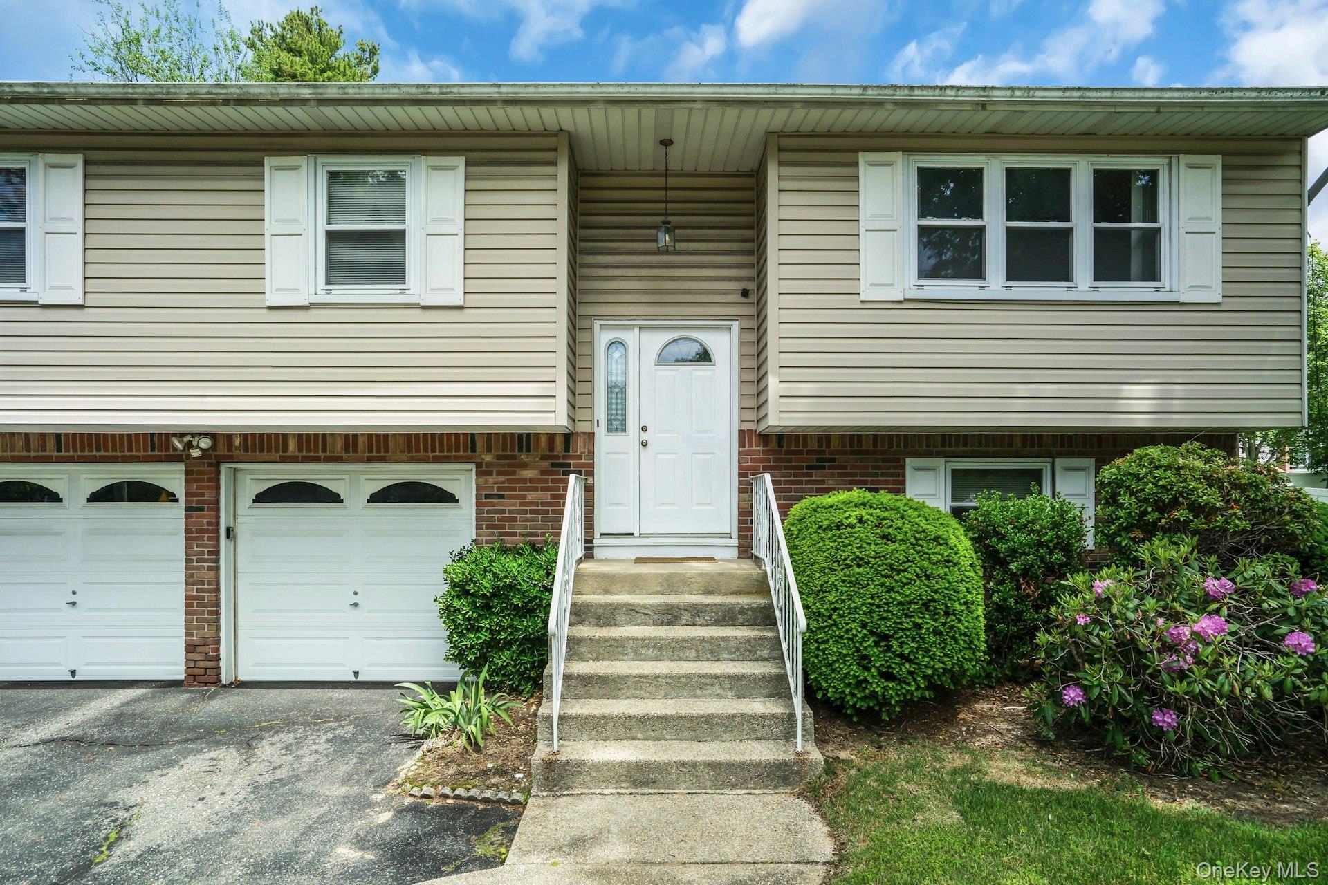 Single Family Daly Road  Suffolk County, NY 11731, MLS-1004271-5