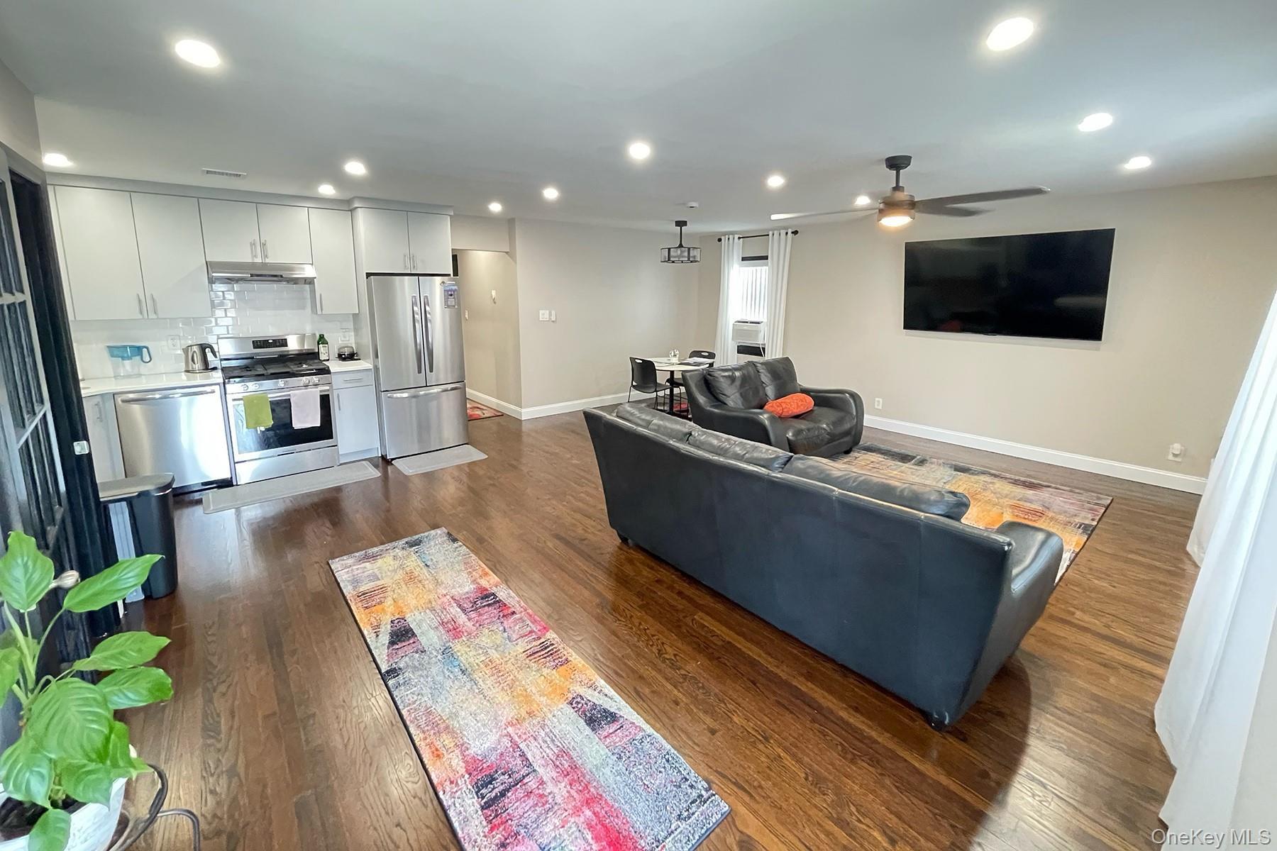 Single Family Nashville Queens, NY 11412, MLS-1004293-5
