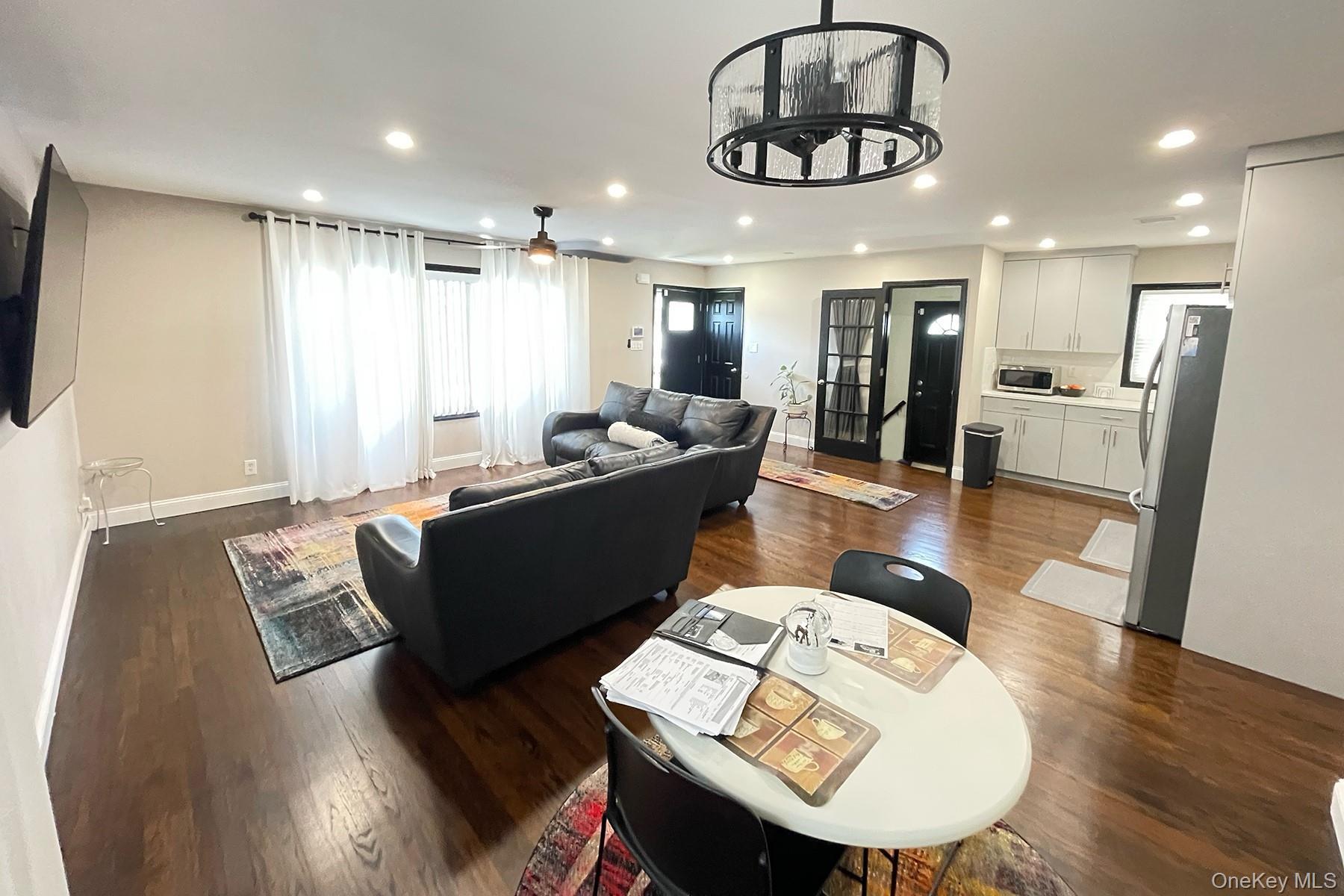 Single Family Nashville Queens, NY 11412, MLS-1004293-6