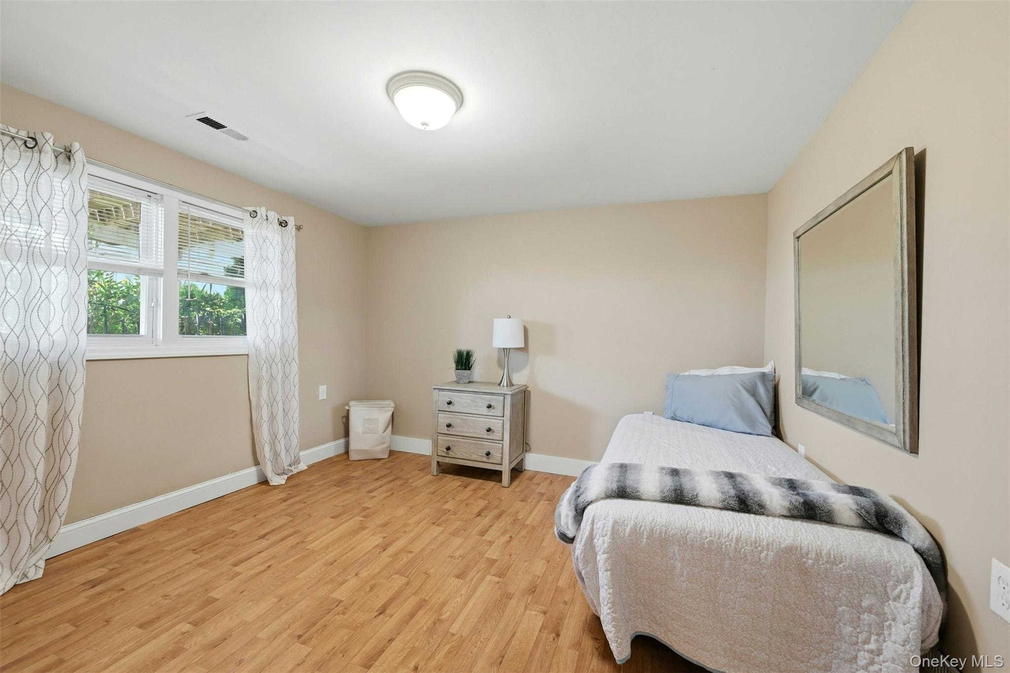 Single Family Shore Drive Suffolk County, NY 11769, MLS-1004296-27