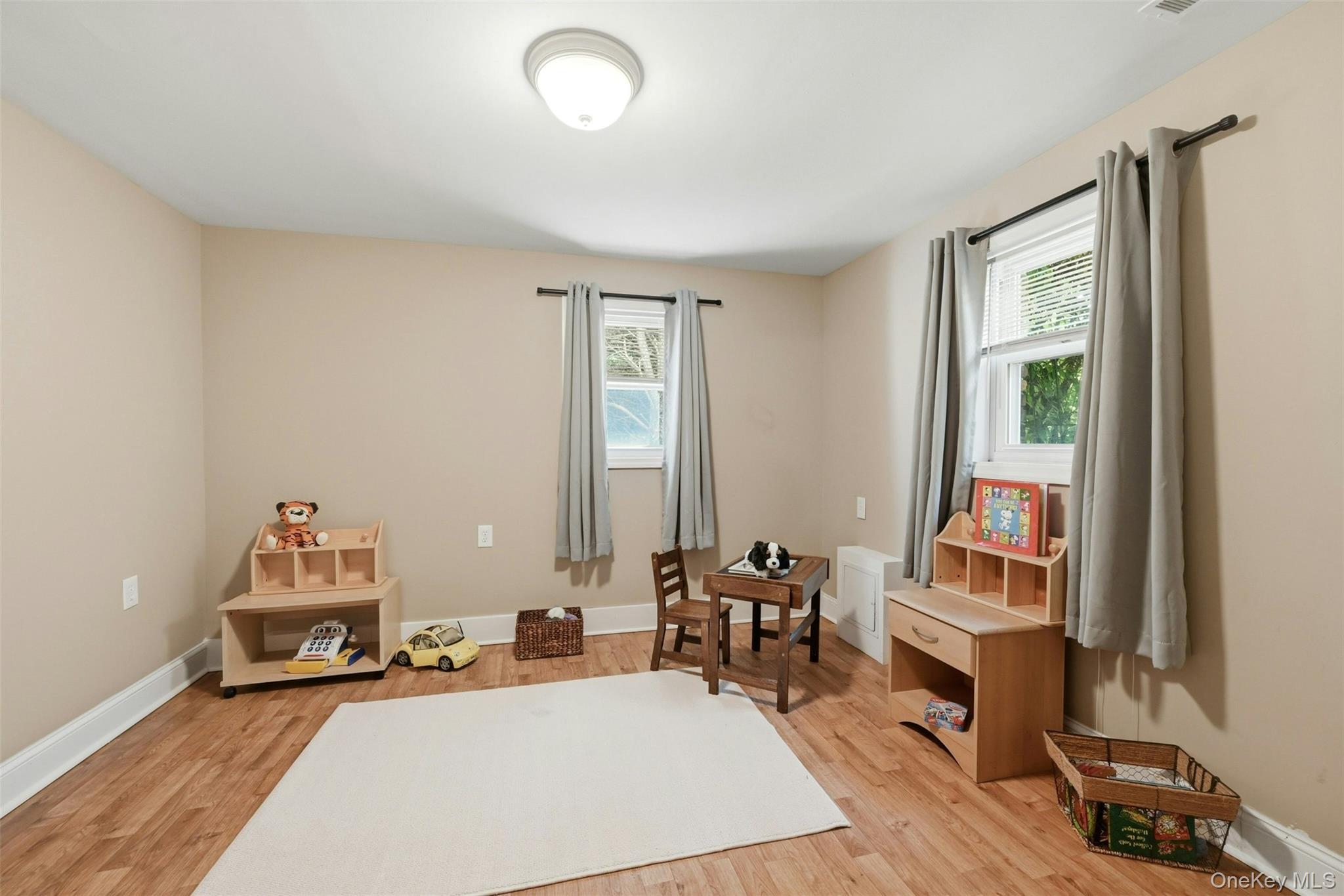 Single Family Shore Drive Suffolk County, NY 11769, MLS-1004296-29