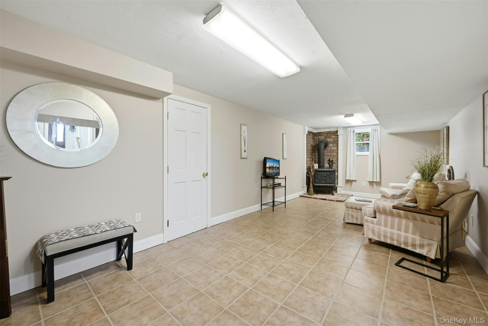 Single Family Shore Drive Suffolk County, NY 11769, MLS-1004296-30