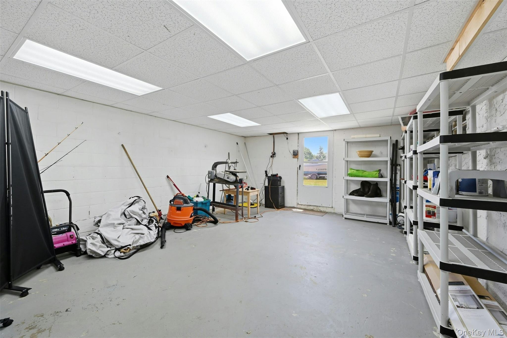 Single Family Shore Drive Suffolk County, NY 11769, MLS-1004296-32