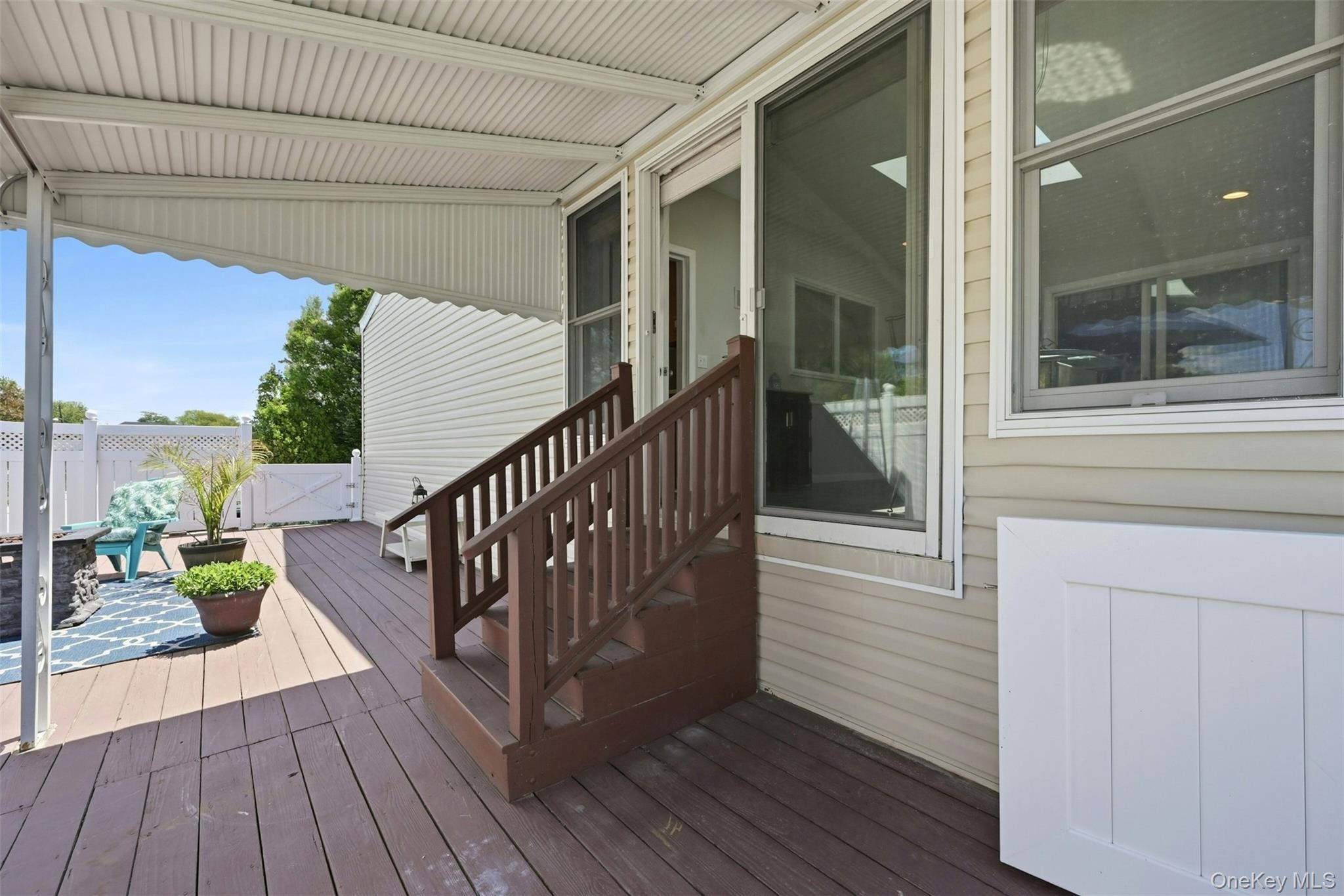 Single Family Shore Drive Suffolk County, NY 11769, MLS-1004296-34
