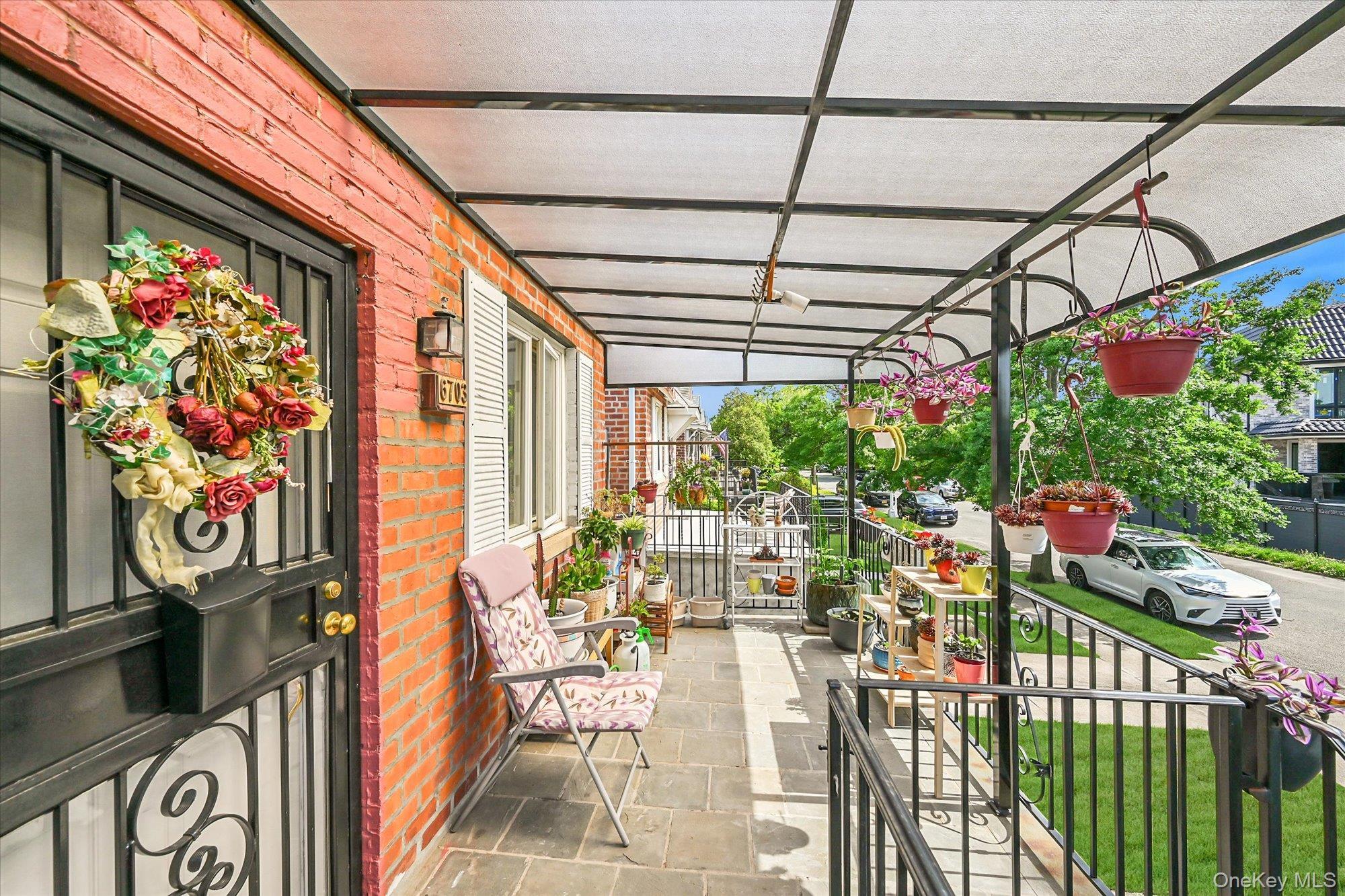 Single Family 180th  Queens, NY 11365, MLS-1004298-2