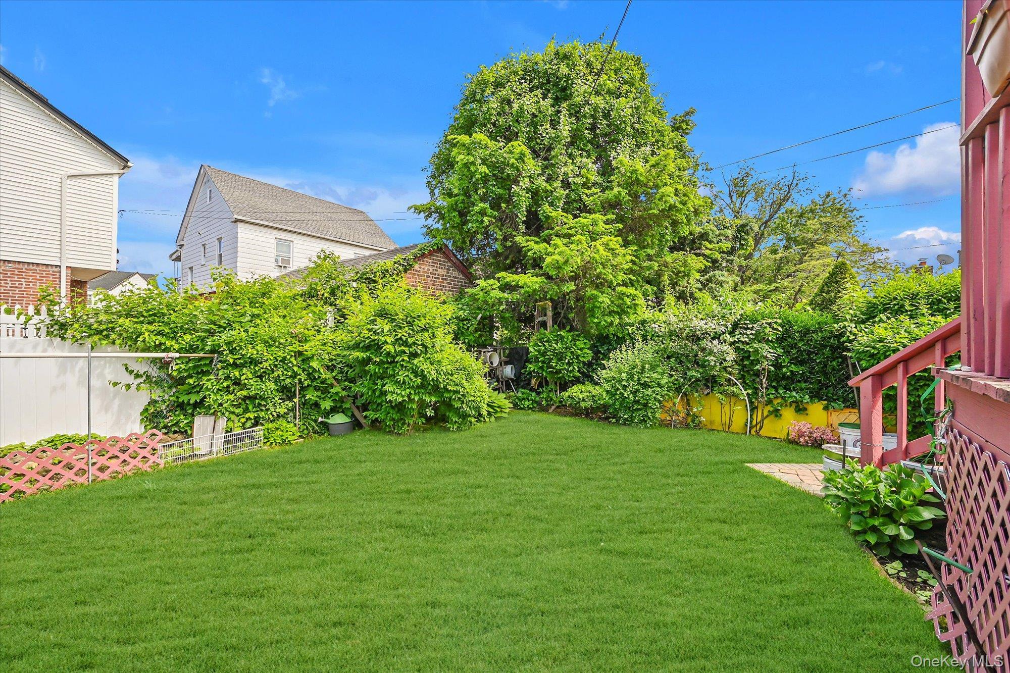 Single Family 180th  Queens, NY 11365, MLS-1004298-20