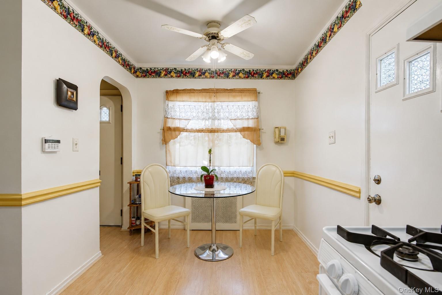 Single Family 129th Avenue  Queens, NY 11413, MLS-1004315-11