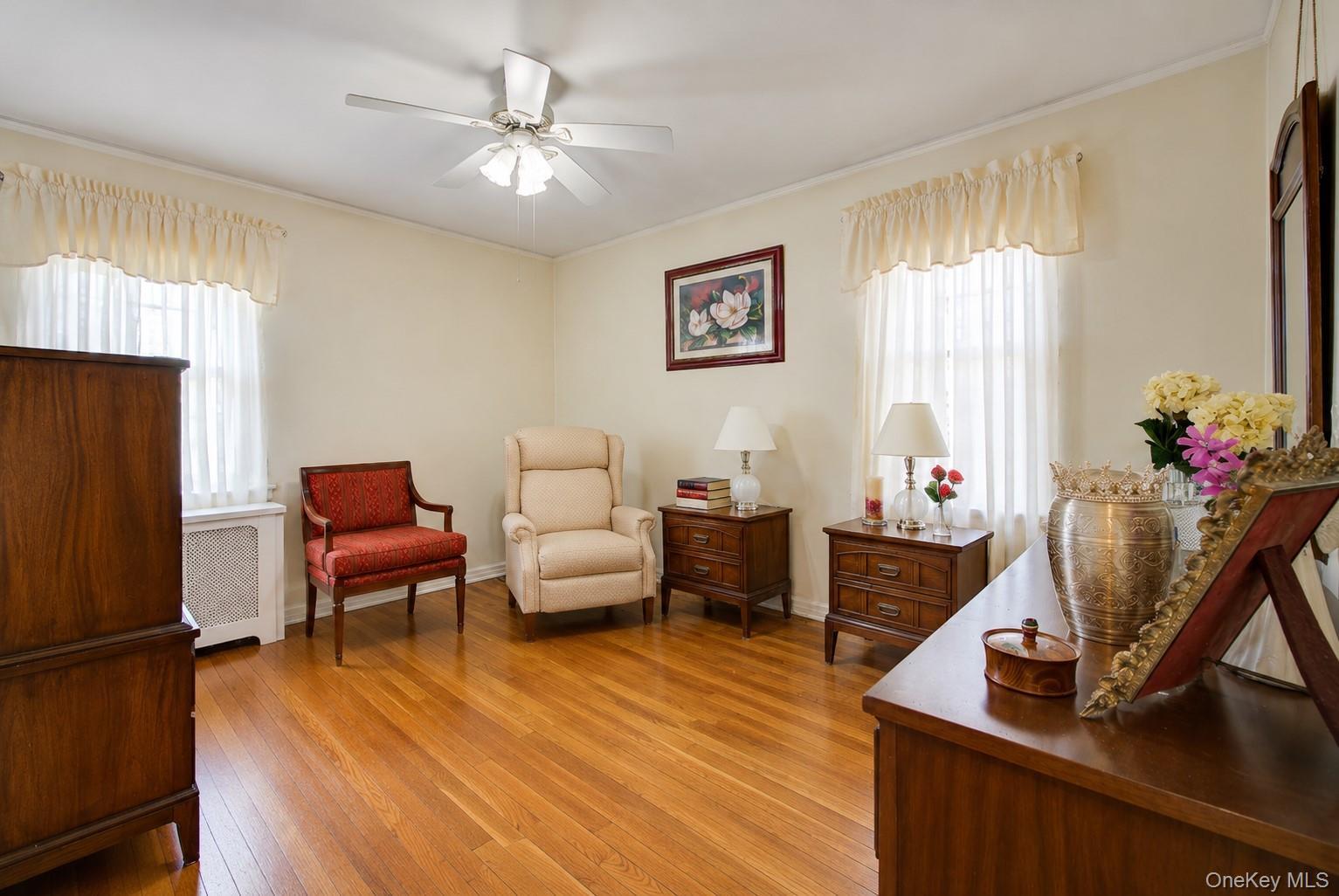Single Family 129th Avenue  Queens, NY 11413, MLS-1004315-12