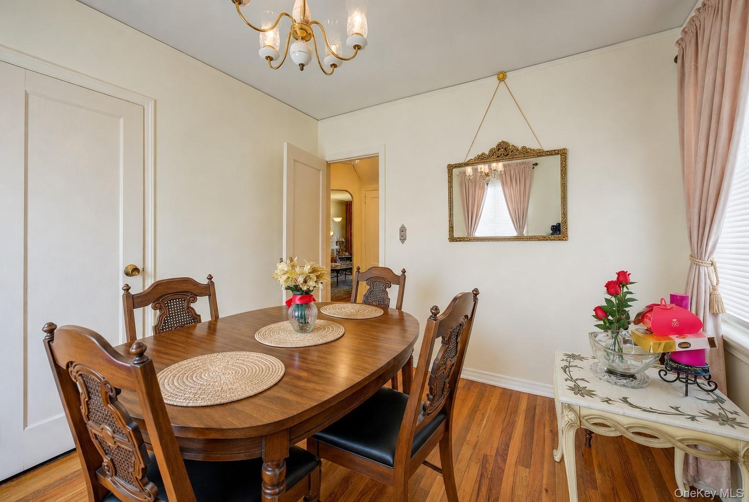 Single Family 129th Avenue  Queens, NY 11413, MLS-1004315-8