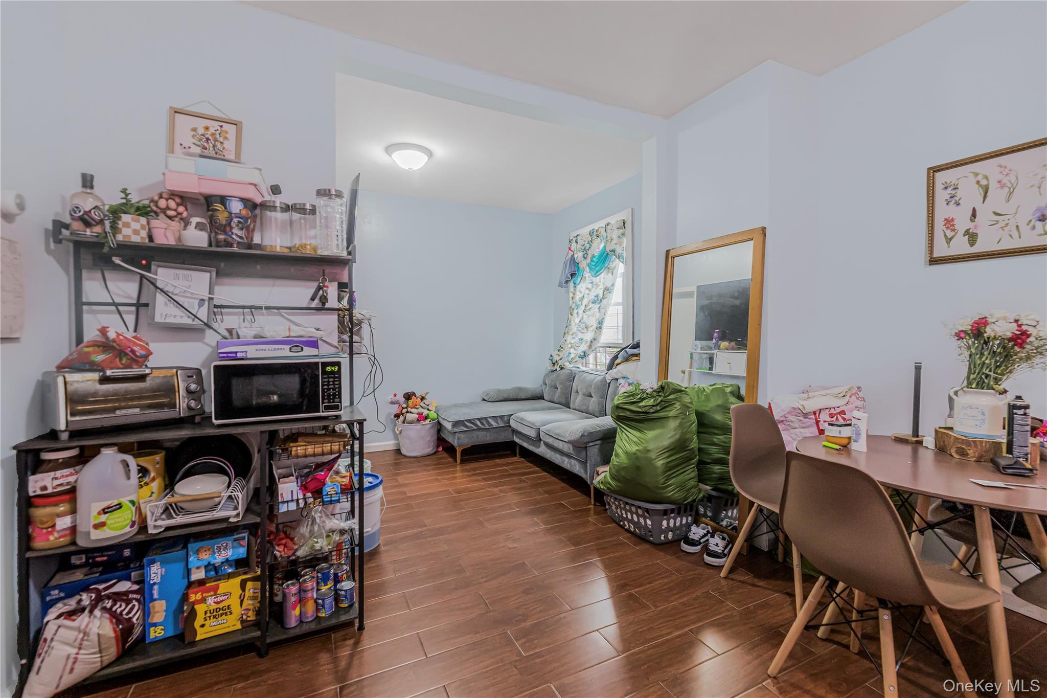 Single Family Carpenter  Bronx, NY 10470, MLS-1004320-12