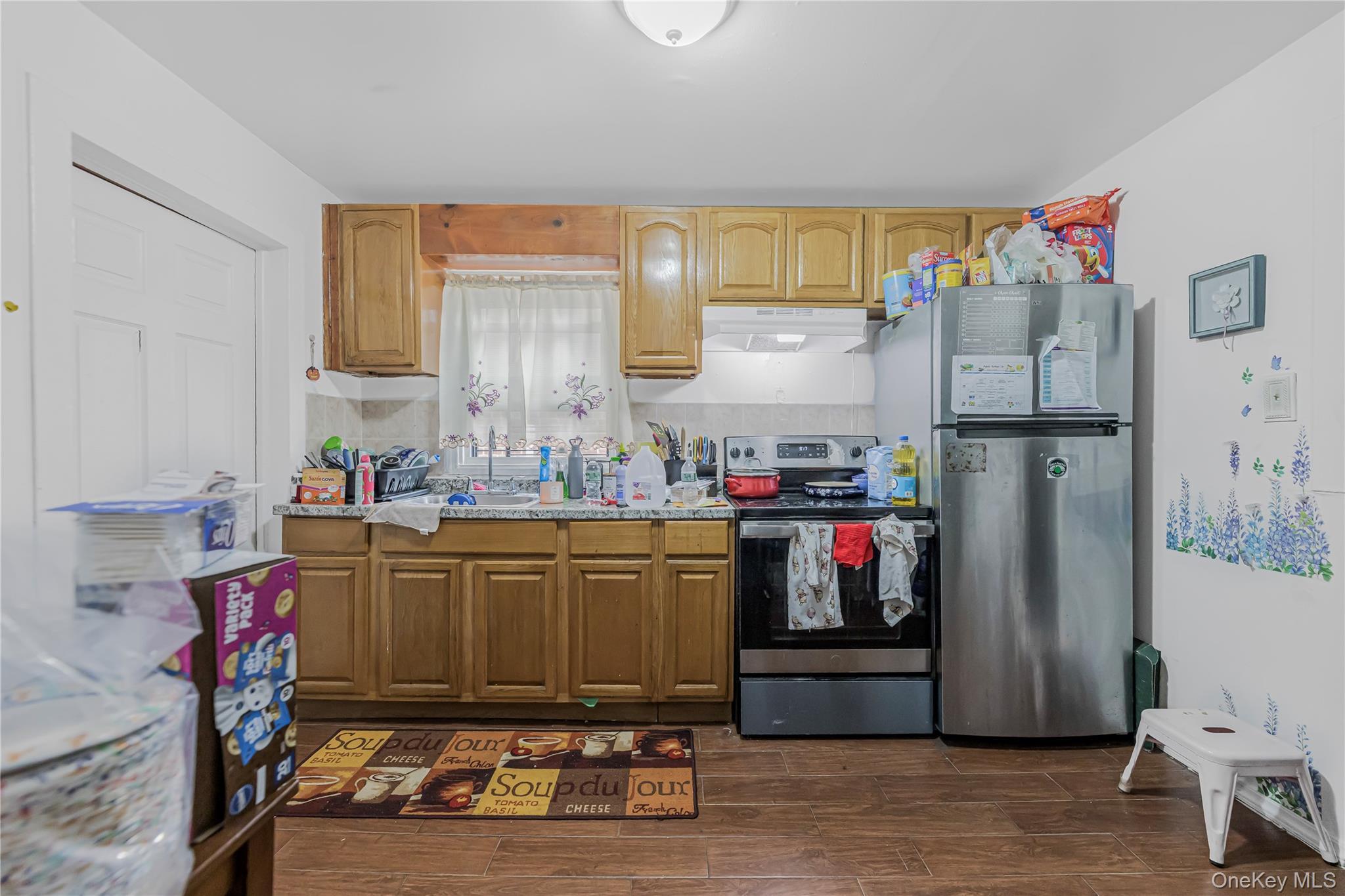 Single Family Carpenter  Bronx, NY 10470, MLS-1004320-15