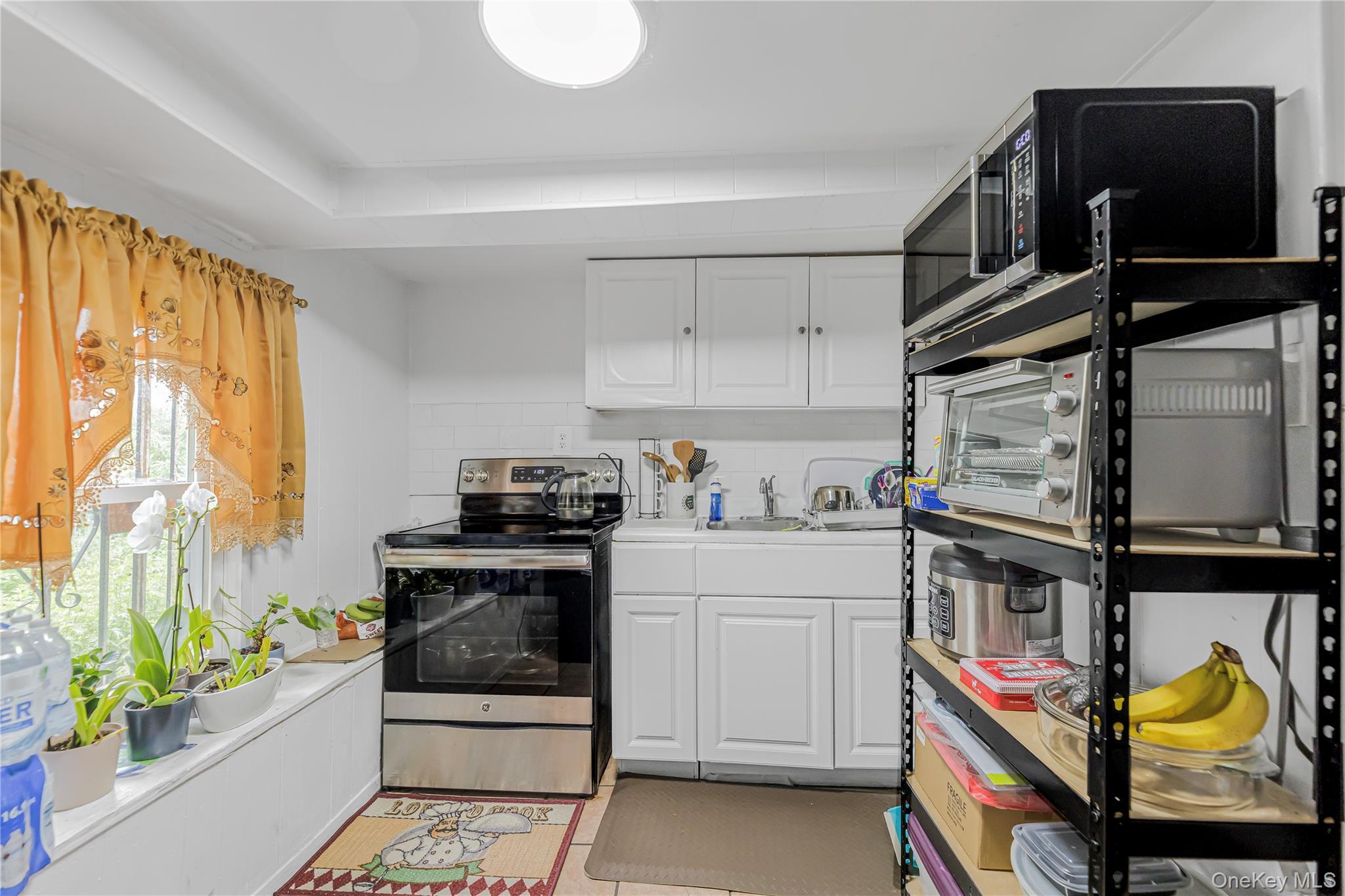 Single Family Carpenter  Bronx, NY 10470, MLS-1004320-18
