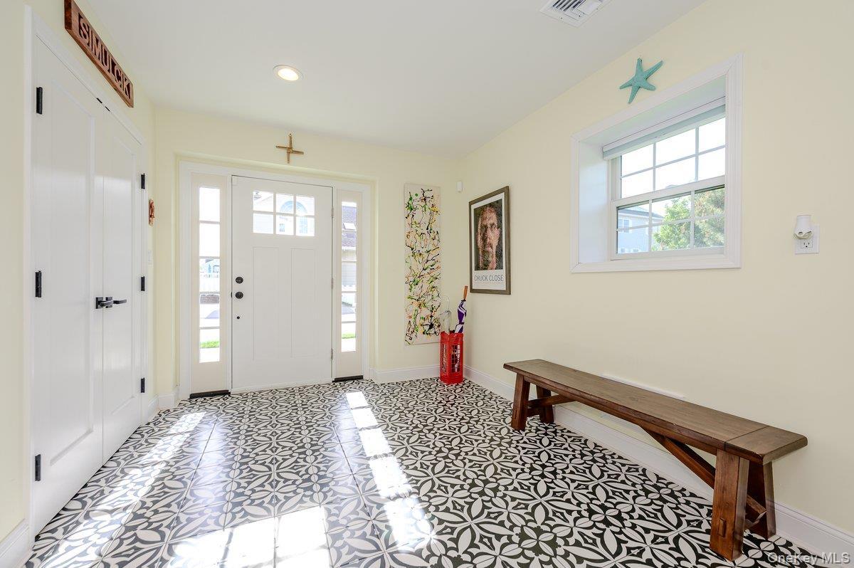 Single Family Curley Street Nassau County, NY 11561, MLS-1004336-3