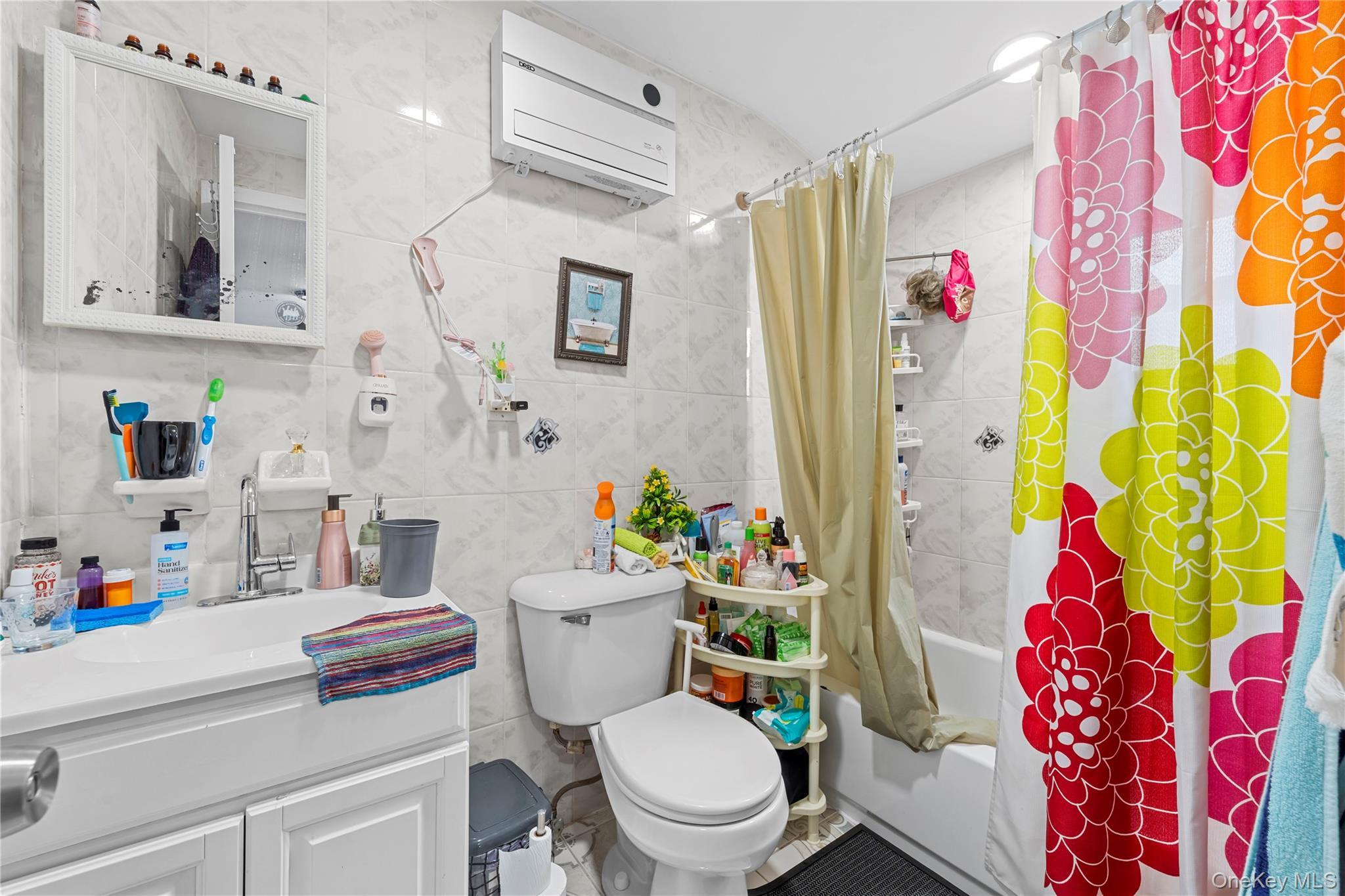 Single Family 161st Street  Queens, NY 11434, MLS-1004357-9