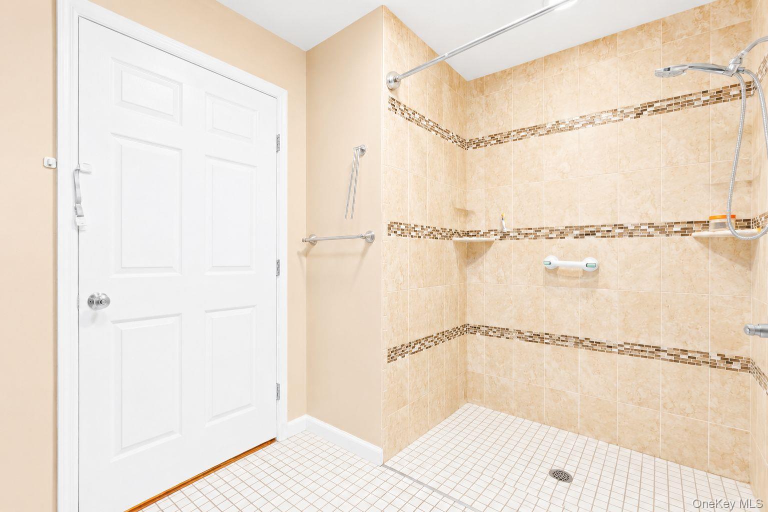 Single Family Walnut Street Orange County, NY 10918, MLS-1004369-21