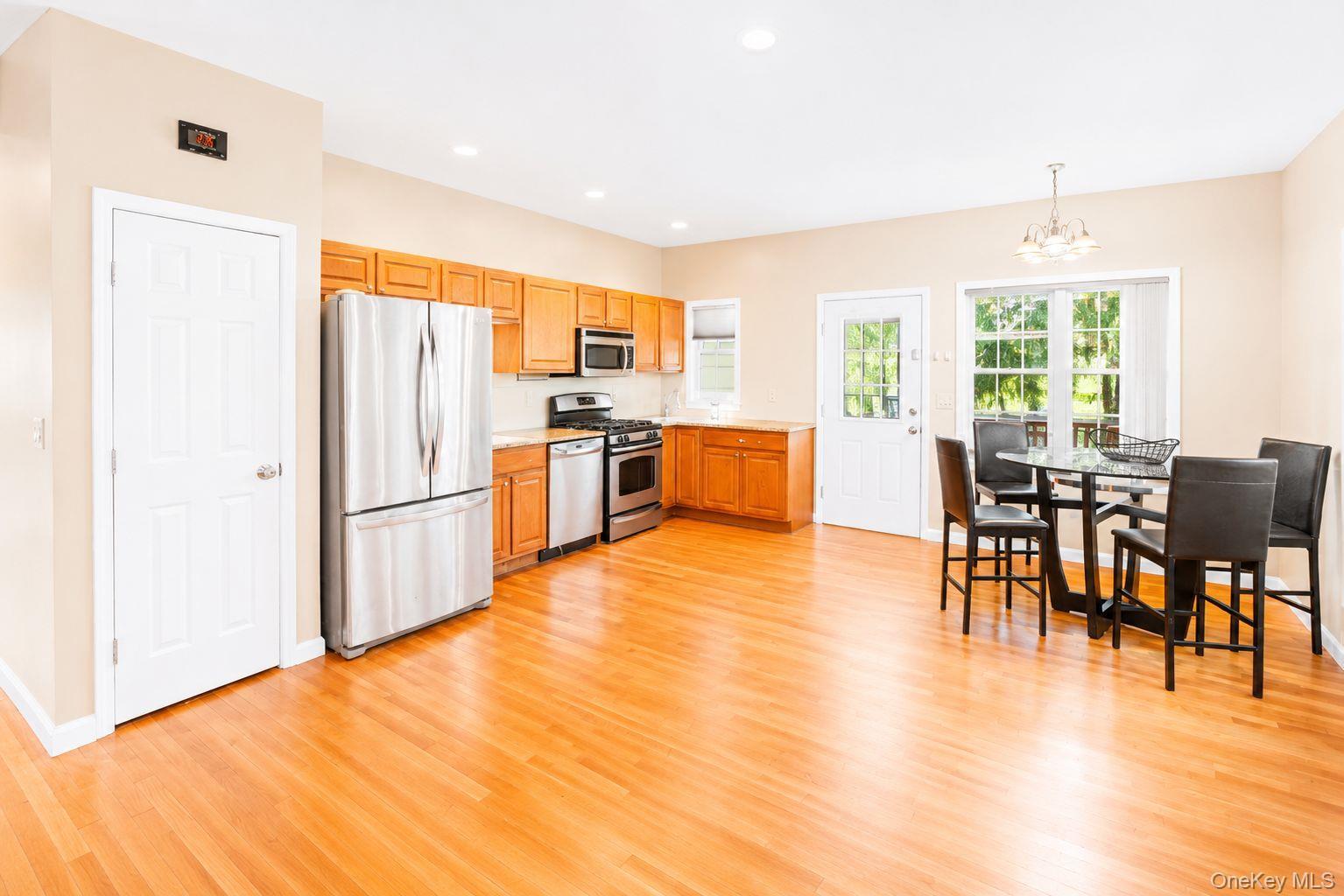 Single Family Walnut Street Orange County, NY 10918, MLS-1004369-25